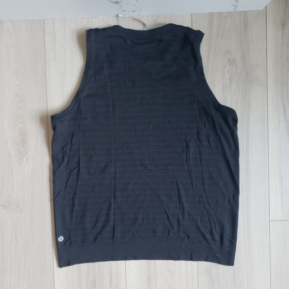 Lululemon Breeze Muscle Tank II Womens 10 Black Sleeveless Muscle Shirt W1AV3S
